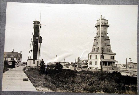 postcard of the Western Union tower and U.S. Weather Bureau building