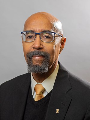Robert E. Weems Jr.
