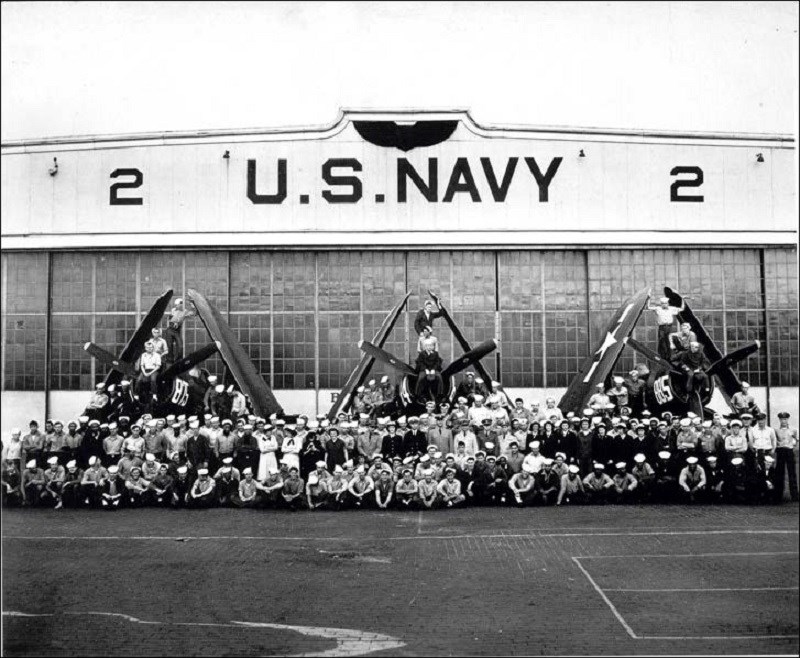 Planes and Navy personnel in front of Hanger 2, NAS New York, c. 1944. NPS photo Planes and Navy personnel in front of Hanger 2, NAS New York, c. 1944. NPS photo