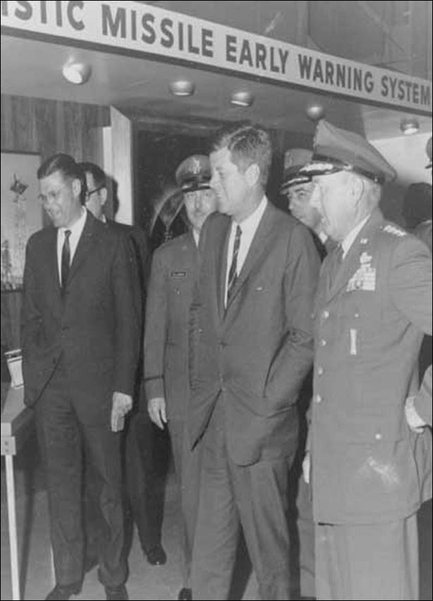 Photo of men in uniform.