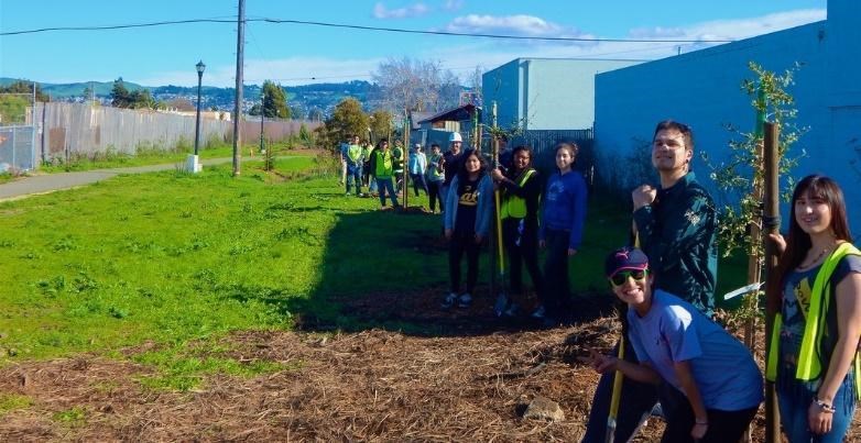 Groundwork Richmond’s involvement with the Richmond Greenway led to the development of its Green Team program. Photo courtesy of Groundwork Richmond. Groundwork Richmond’s involvement with the Richmond Greenway led to the development of its Green Team program. Photo courtesy of Groundwork Richmond.