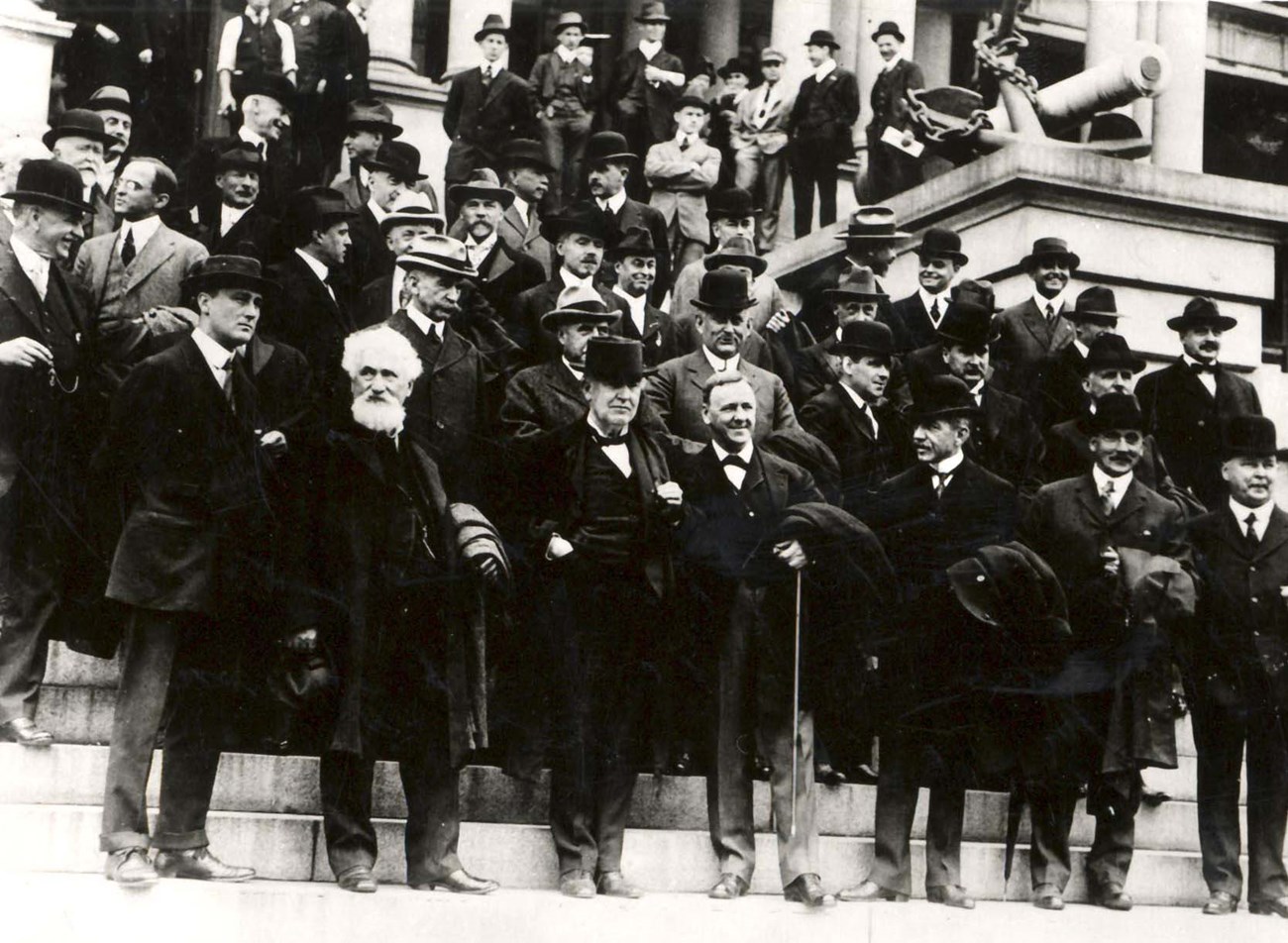 Edison with the Naval Consulting Board on the east steps of the State, War and Navy Building, October 7, 1915. Navy Secretary Josephus Daniels stands to Edison’s left. Assistant Navy Secretary Franklin D. Roosevelt is in the front row, far left.