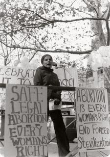 Dr. Rodríguez Trías speaking at an abortion rights rally, 1970s.
