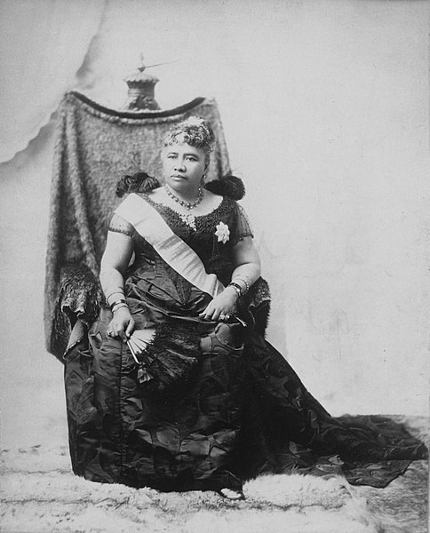 484px-Liliuokalani_sitting_on_chair_draped_with_feather_cloak Queen Liliuokalani in 1891 Public Domain Honolulu Star Bulletin Nov 12 1917