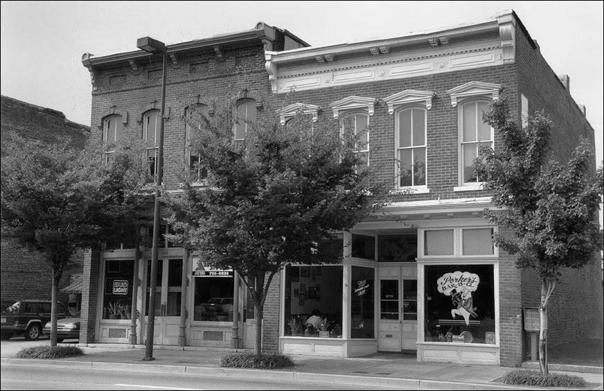 Two historic buildings. (Photo by Carroll Van West. Middle Tennessee State University Center for Historic Preservation Collection)