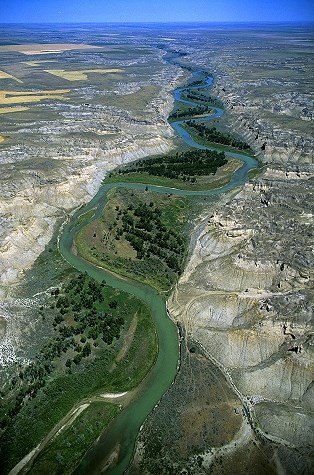 914.0 winding river