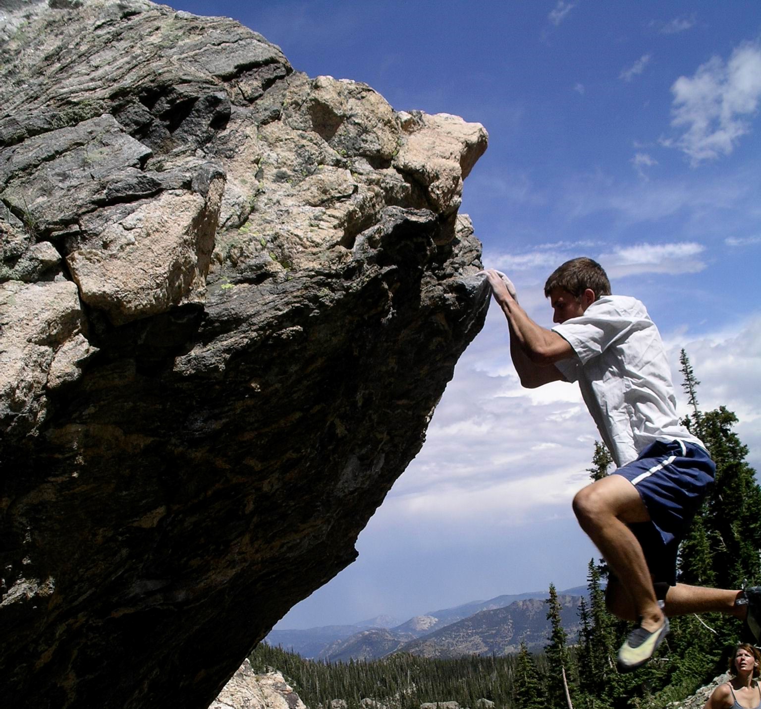 https://www.nps.gov/articles/images/Bouldering-Example.jpg