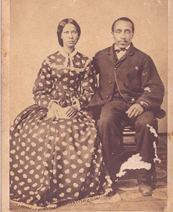 Sepia-toned photo portrait of David B. and Margaret Simons