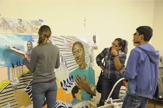 Artist Danielle McDonald working with youth.