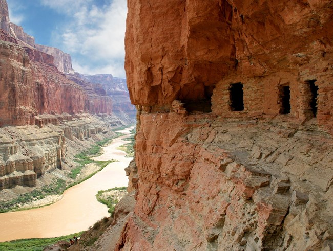 GRCA_granaries_links prehistoric granaries in canyon wall above river