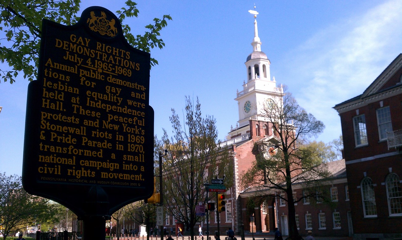Pennsylvania state marker commemorating Annual Reminder demonstrations in front of Independence Hall