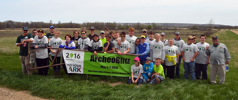 Several student volunteers at ArcheoBlitz Several student volunteers at ArcheoBlitz