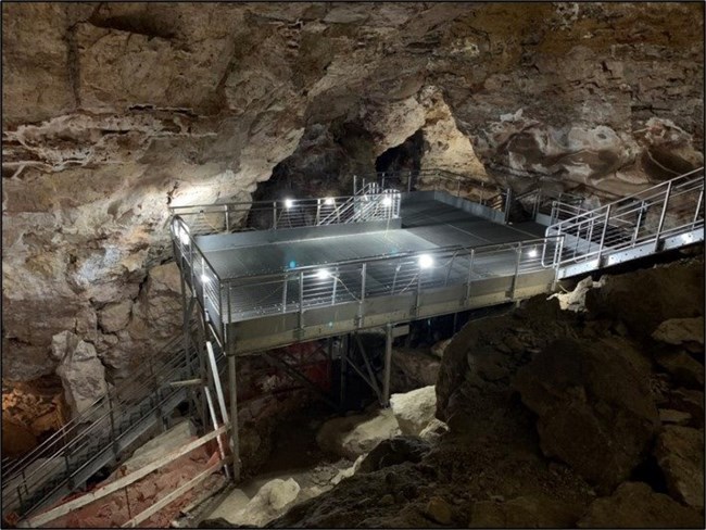 lt= Deck at Jewel Cave
