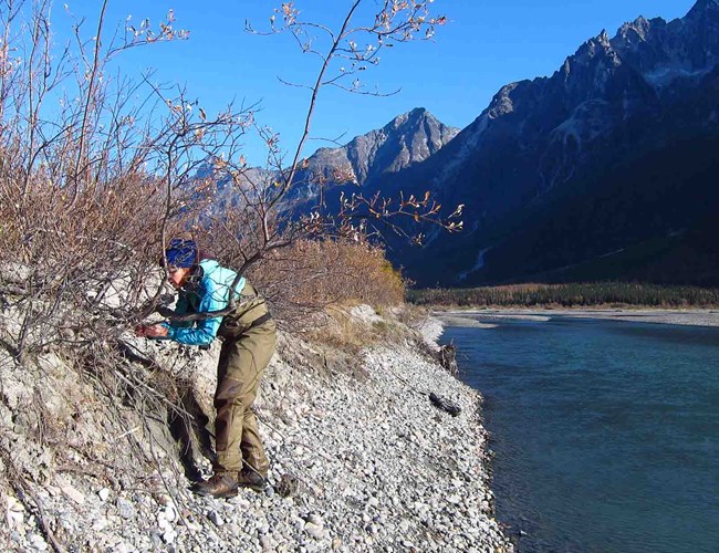 Krista creates a landmark for aquatic monitoring.