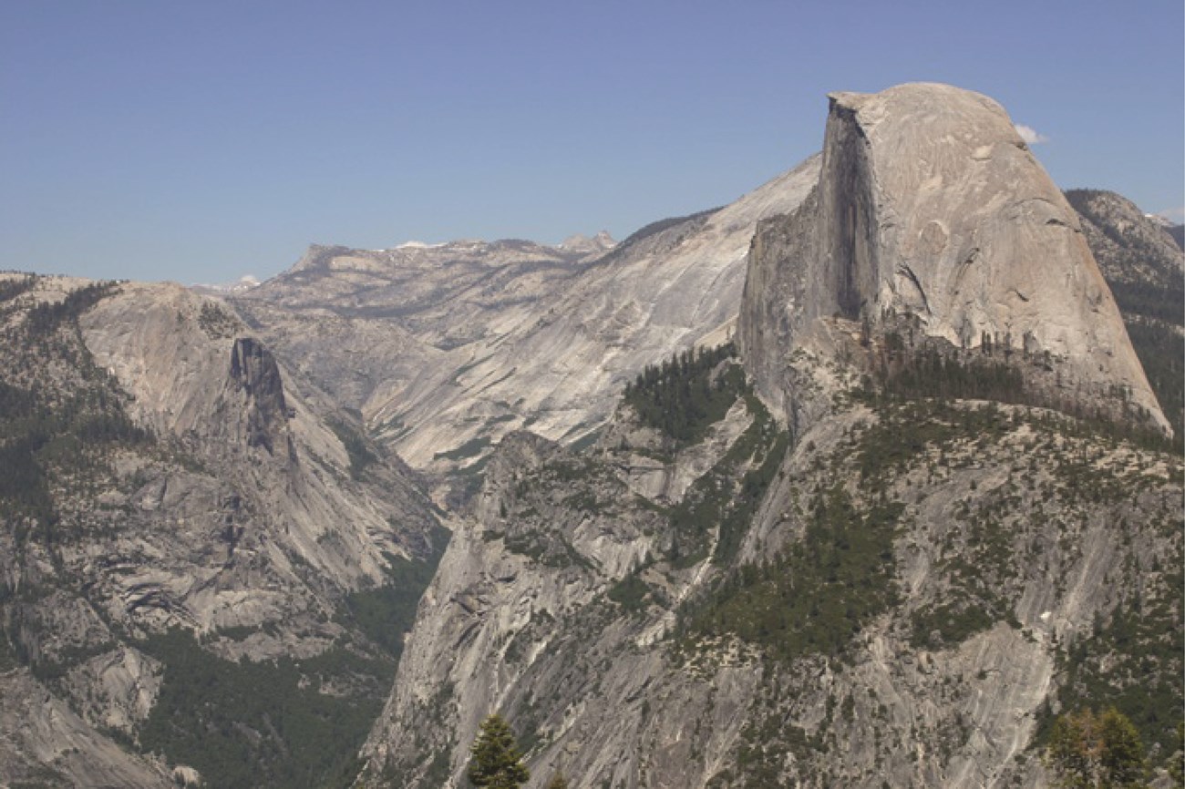 yosemite valley and half dome