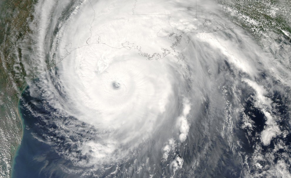 Storms_PP_2005_04 satellite image of storm system