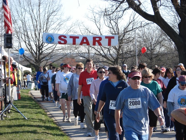 Valley Forge Walkers Leave the Start Line of the 3Mile Walk at the Revolutionary Run Through Valley Forge