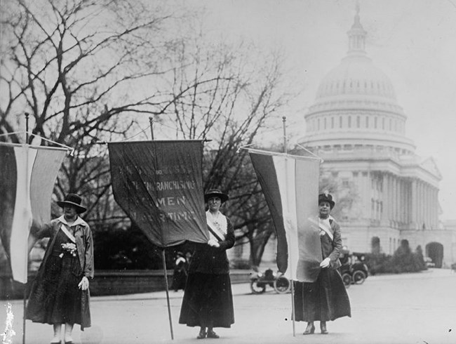 Women picket outside of the Capitol Building in the District of Columbia, 1917. Library of Congress, Harris & Ewing Collection. Women picket outside of the Capitol Building in the District of Columbia, 1917. Library of Congress, Harris & Ewing Collection.