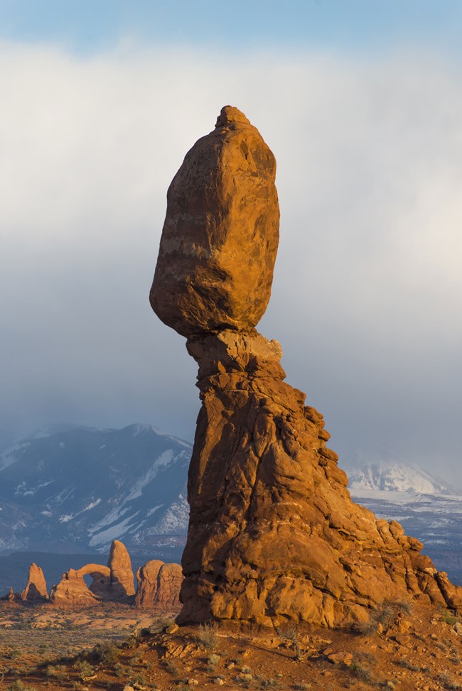 Arid and Semi-arid Region Landforms - Geology (U.S. National Park