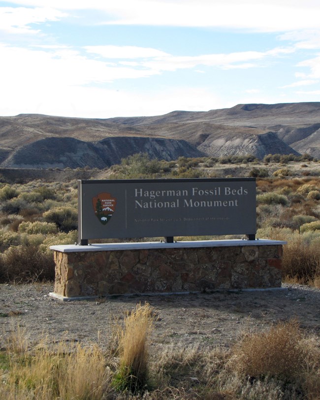 park sign and landscape