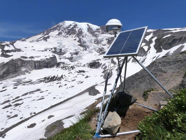 “Minion 2” Solar-powered time-lapse camera rig with a view of upper Nisqually Glacier