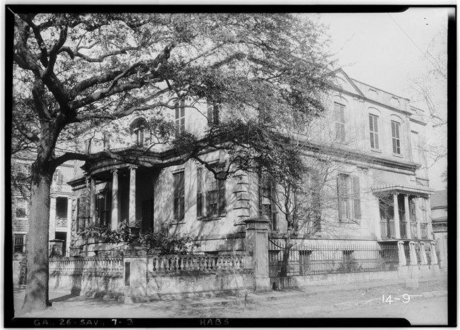 owensThomas HABS photo Exterior of the Owens-Thomas House, HABS Photo, LOC