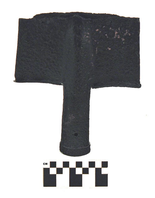 Photo of end of a shovel. (Patrick H. Garrow, photographer) Photo of end of a shovel. (Patrick H. Garrow, photographer)