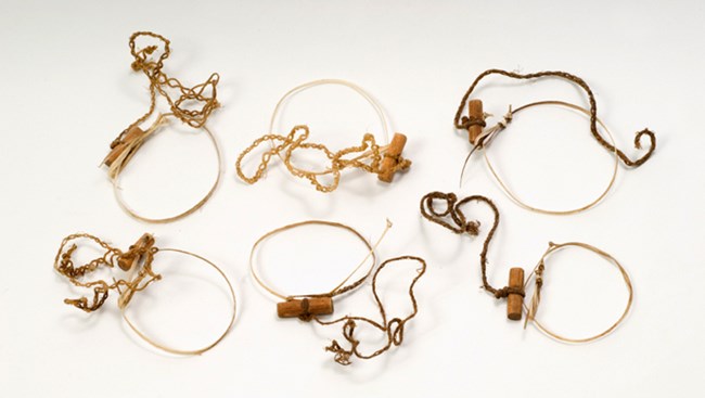 Six traditional Dena'ina snares