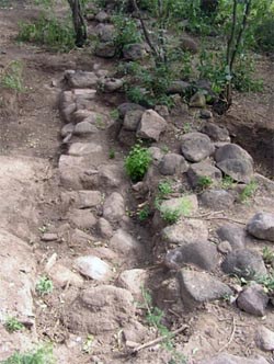 tuma3fig5 Excavated stone footing.