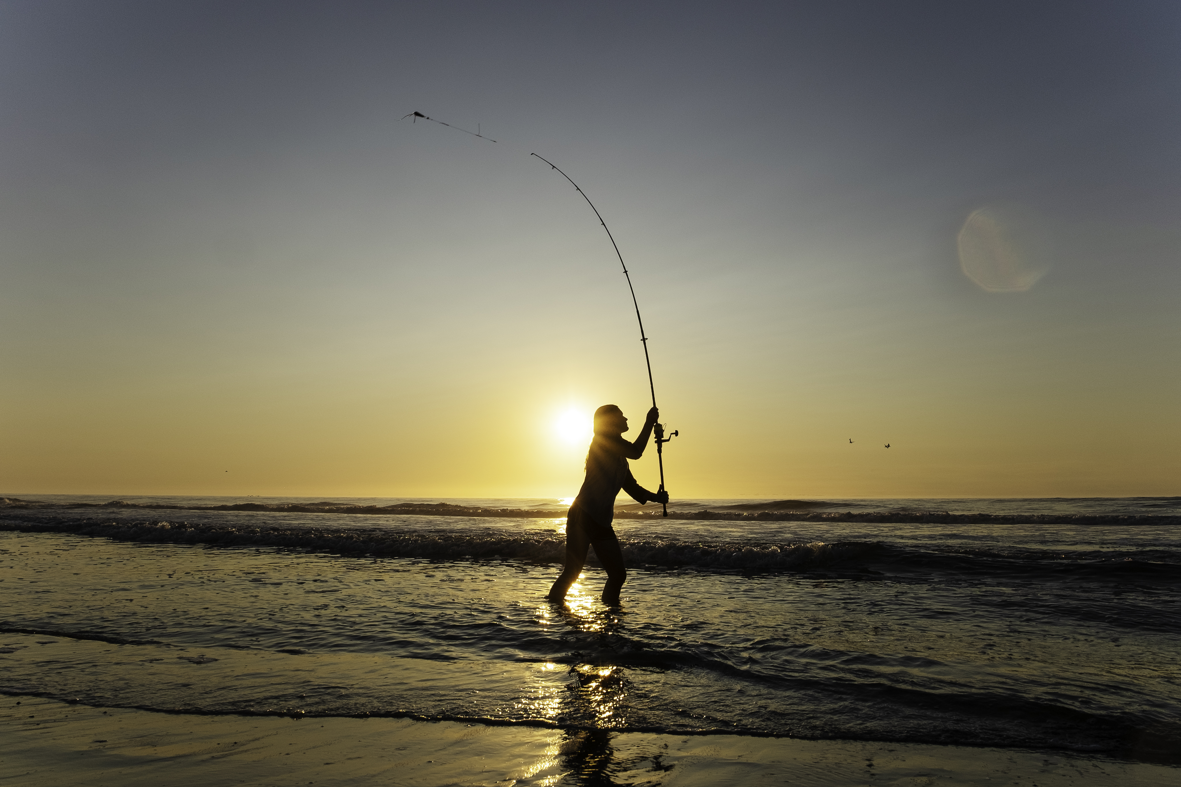 How Far Do You Need To Cast For Big Surf Fish – Teach Me Surf Fishing