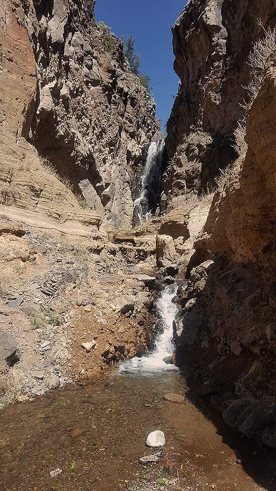 bottom of upper falls