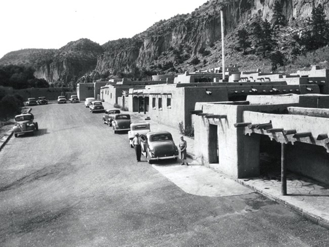 lodge in 1930's