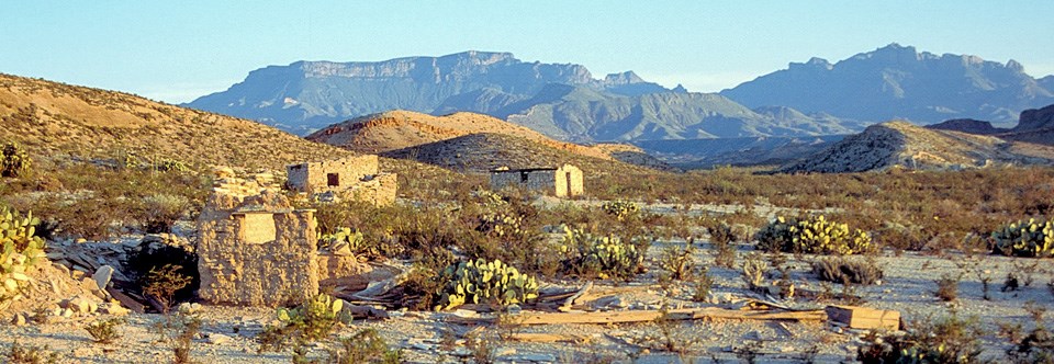 rock houses at Mariscal