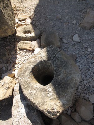 chimneys mortar holes2