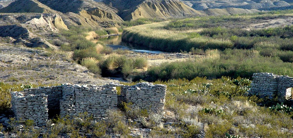 Ruins near Solis