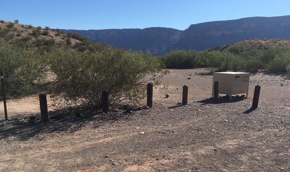 Primitive Roadside Campsites— Terlingua Abajo Big Bend National Park