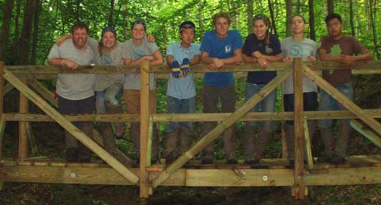 2007 SCA Crew standing on new bridge