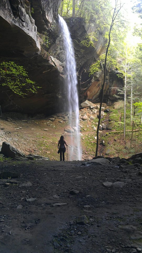 Visitor beholds Yahoo Falls