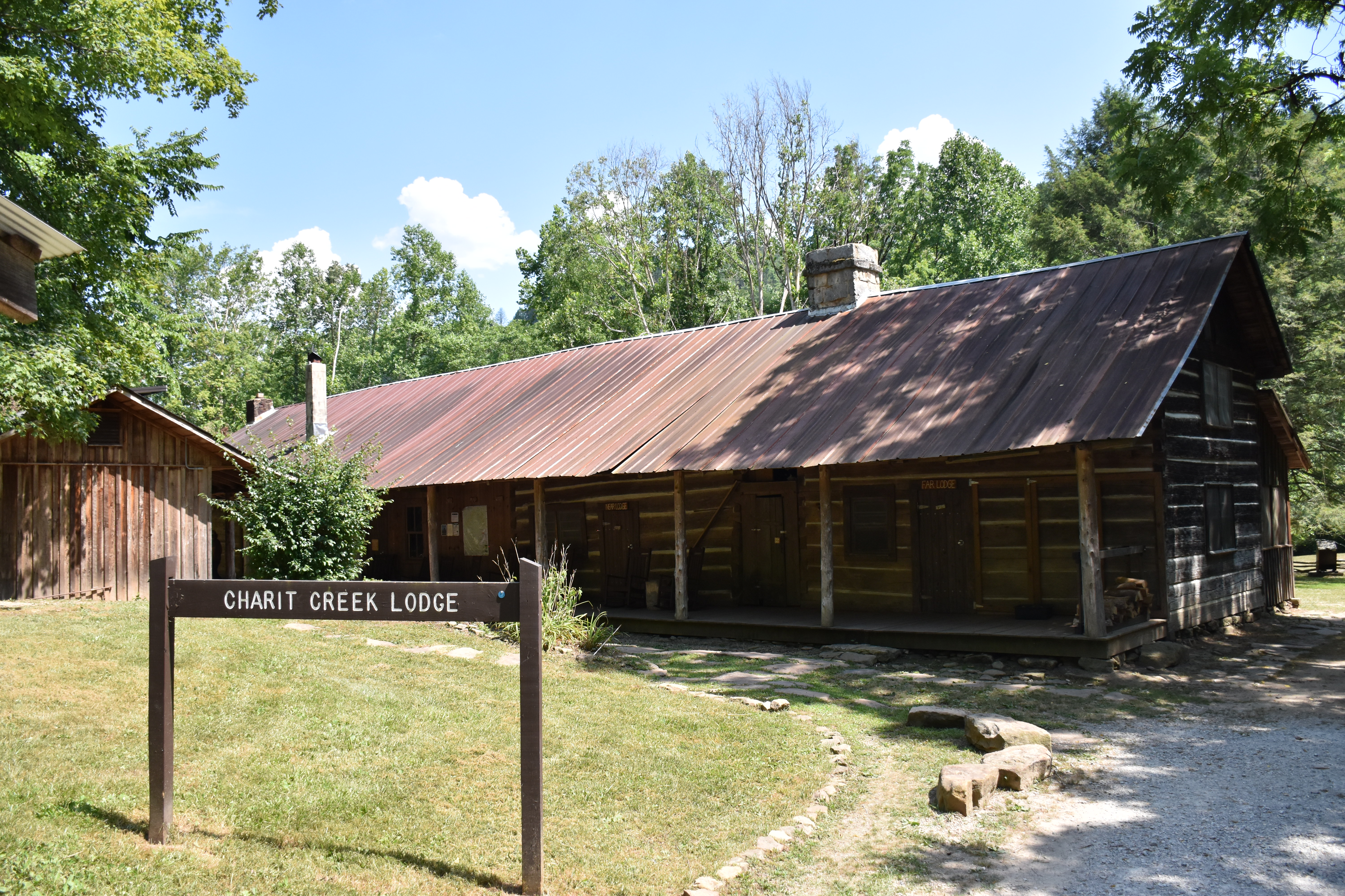 a lodge building in the woods