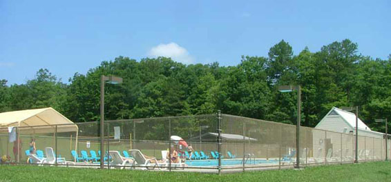 fence around pool