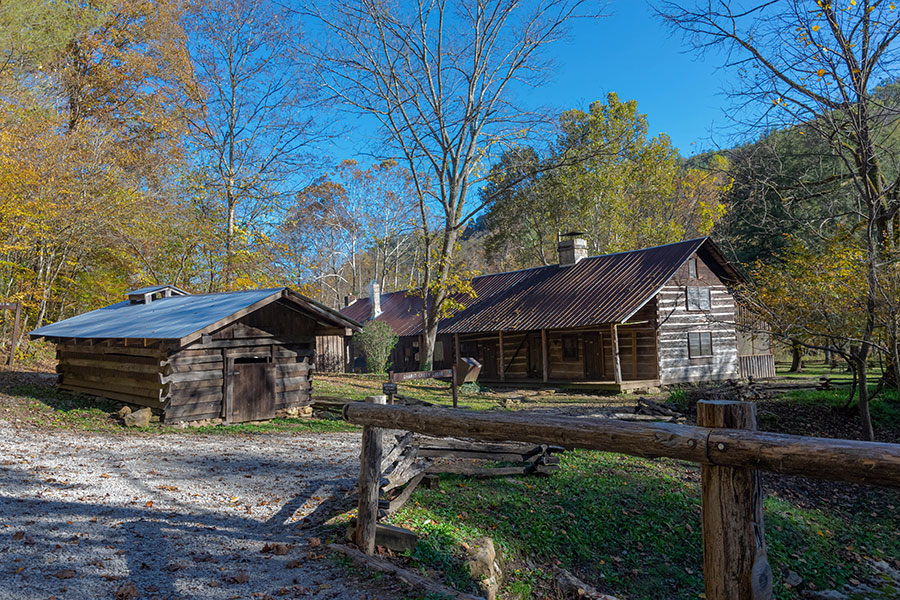 WEB-Spangler_Linda_Sweet-Charit_Human-History