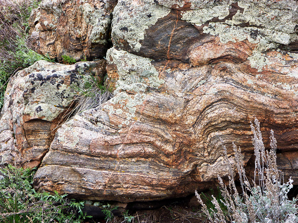 https://www.nps.gov/blca/learn/nature/images/960-precambrian-gneiss.jpg