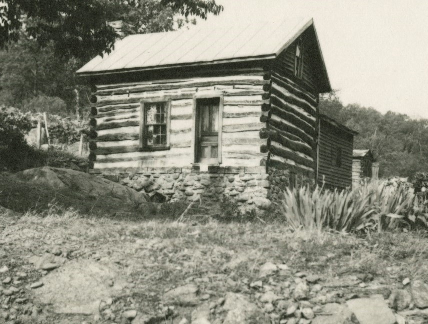 Saunders Family Blue Ridge Parkway (U.S. National Park Service)