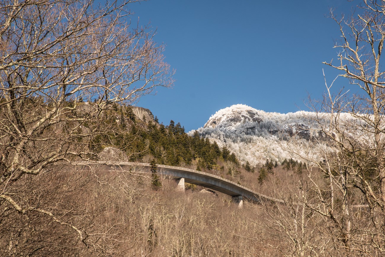 linn cove viaduct and grandfather mountain 2