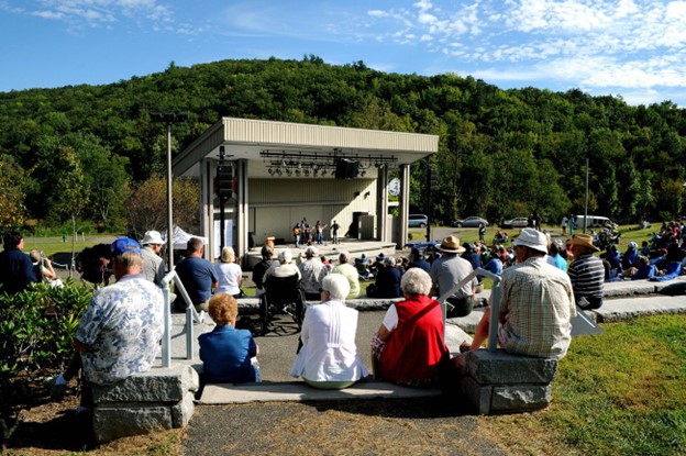Visitors to the Parkway enjoy an evening of live music at the Blue Ridge Music Center’s outdoor amphitheater, located at milepost 213 on the Blue Ridge Parkway, near Galax, Virginia. Visitors to the Parkway enjoy an evening of live music at the Blue Ridge Music Center’s outdoor amphitheater, located at milepost 213 on the Blue Ridge Parkway, near Galax, Virginia.