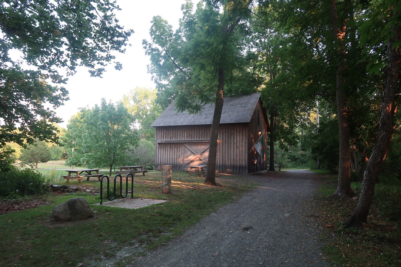 Photo of Kelly House barn at twilight