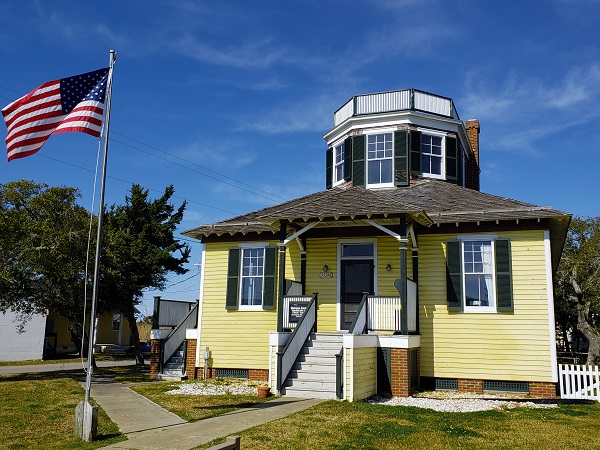U.S. Weather Bureau Station, Hatteras, NC U.S. Weather Bureau Station and U.S. Flag on Hatteras Island.