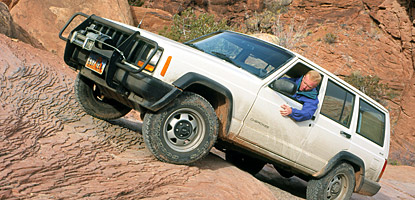 photo: Driving up Elephant Hill photo: Driving up Elephant Hill
