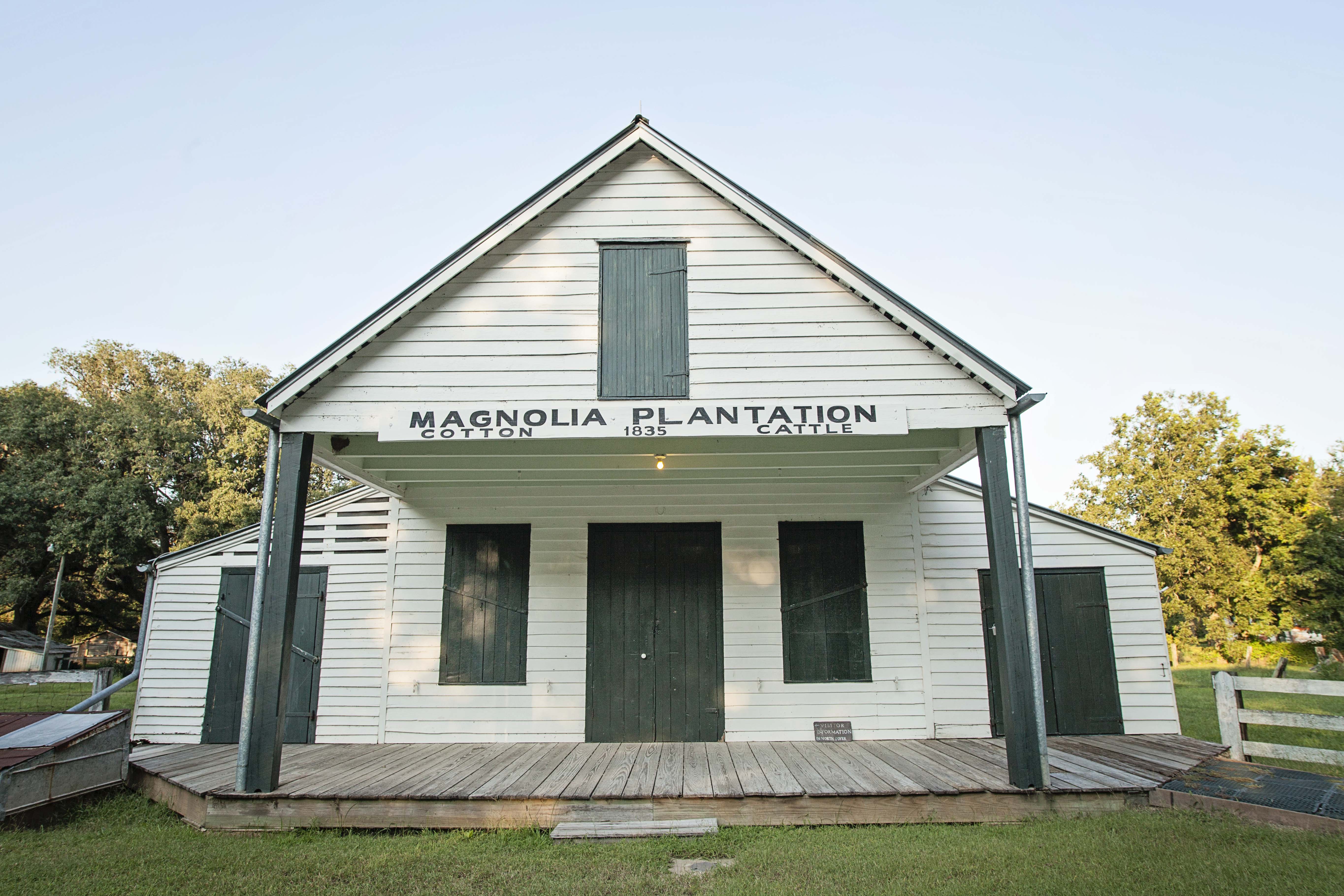 Front of the Magnolia Plantation Store.