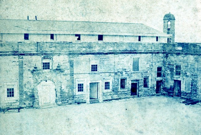 A wooden barracks building on the Castillo's gundeck